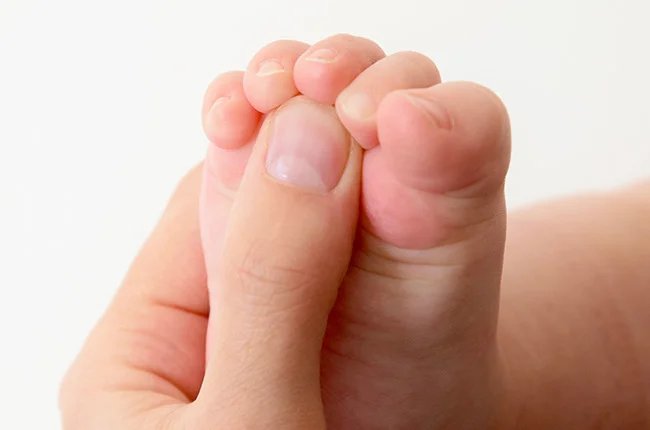 Baby voetreflex behandeling - Tovertenen voetreflexologie voor baby's en kinderen